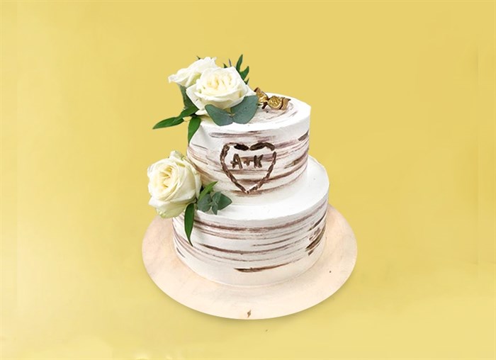 Свадебный торт с инициалами в стиле рустик - фото 12423