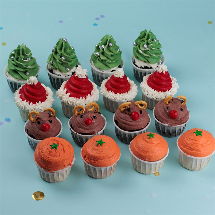 Набор новогодних капкейков 16 шт - фото 86858