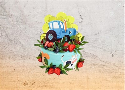 Торт подарочный Синий трактор на ягодной лужайке