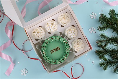 Бенто-торт и капкейки 2025