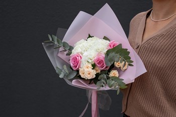Букет цветов гортензия с розами "Розовое облако" - фото 13966