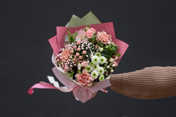 Букет цветов из роз и гвоздик "Розовый джаз" - фото 13970