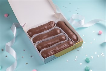 Подарочный набор эклеров микс шоколад/фисташка 10шт - фото 47674