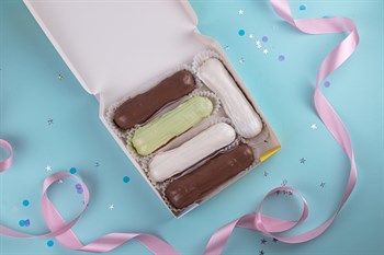 Подарочный набор эклеров микс 10шт - фото 47688