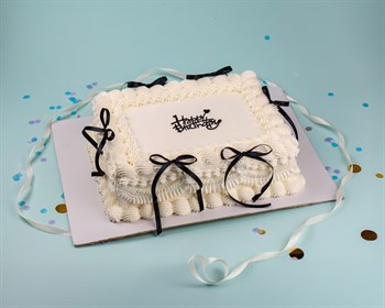 Торт на день рождения с топпером Черные Бантики - фото 57042