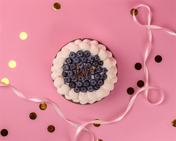 Бенто-торт с топпером Сладкая голубика с рюшами - фото 57059