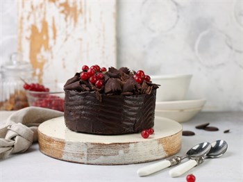 Торт шоколадно-вишневый - фото 6720