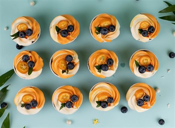 Набор капкейков с фотографиями детей, 12 шт - фото 8222 Набор капкейков с фотографиями детей, 12 шт - фото 8222